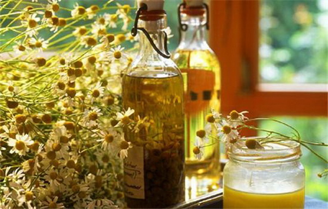 脸上一直好不了的*血丝红**需看完,你真的相信洋甘菊能彻底除掉它?