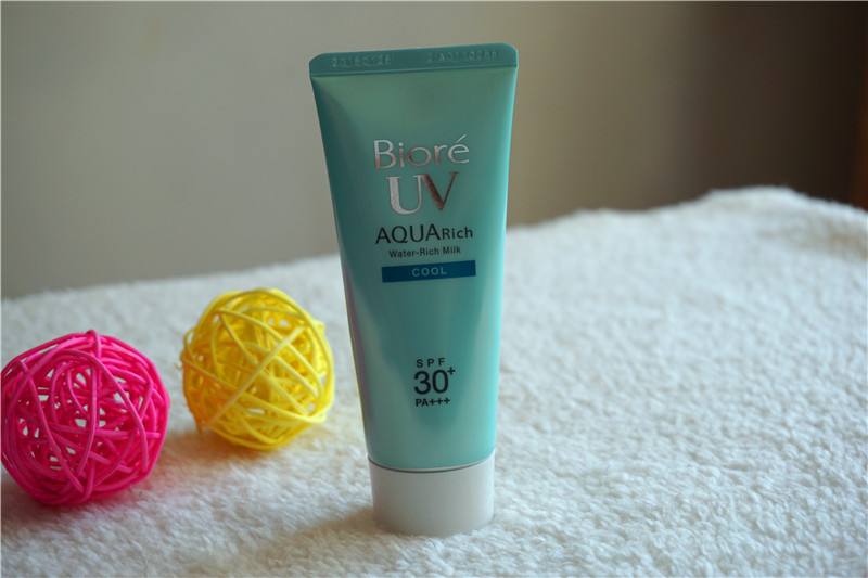 屈臣氏油皮最值得买的护肤品平价,屈臣氏适合混干皮平价水乳套装