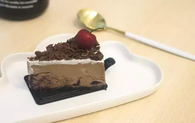 厦门开了一家北欧风蛋糕店!满眼Tiffany蓝!还有可爱到爆的可妮兔、布朗熊……