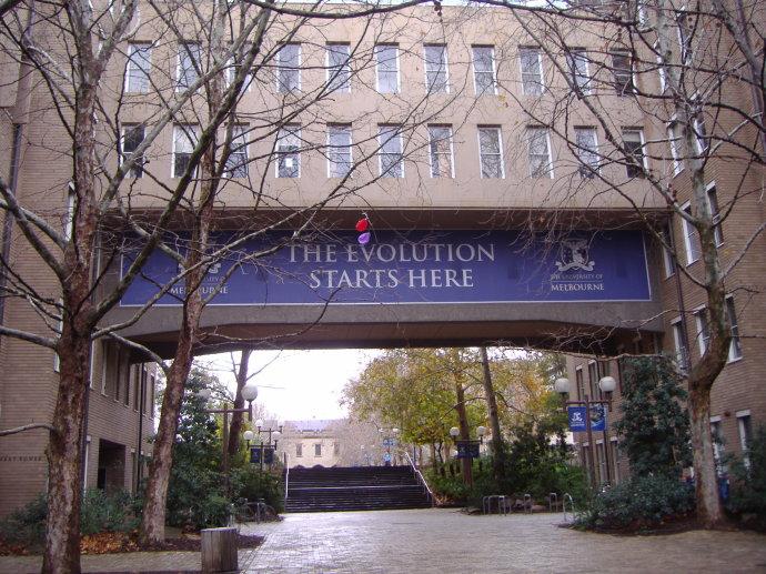 英国大学与澳洲大学,英国澳洲大学