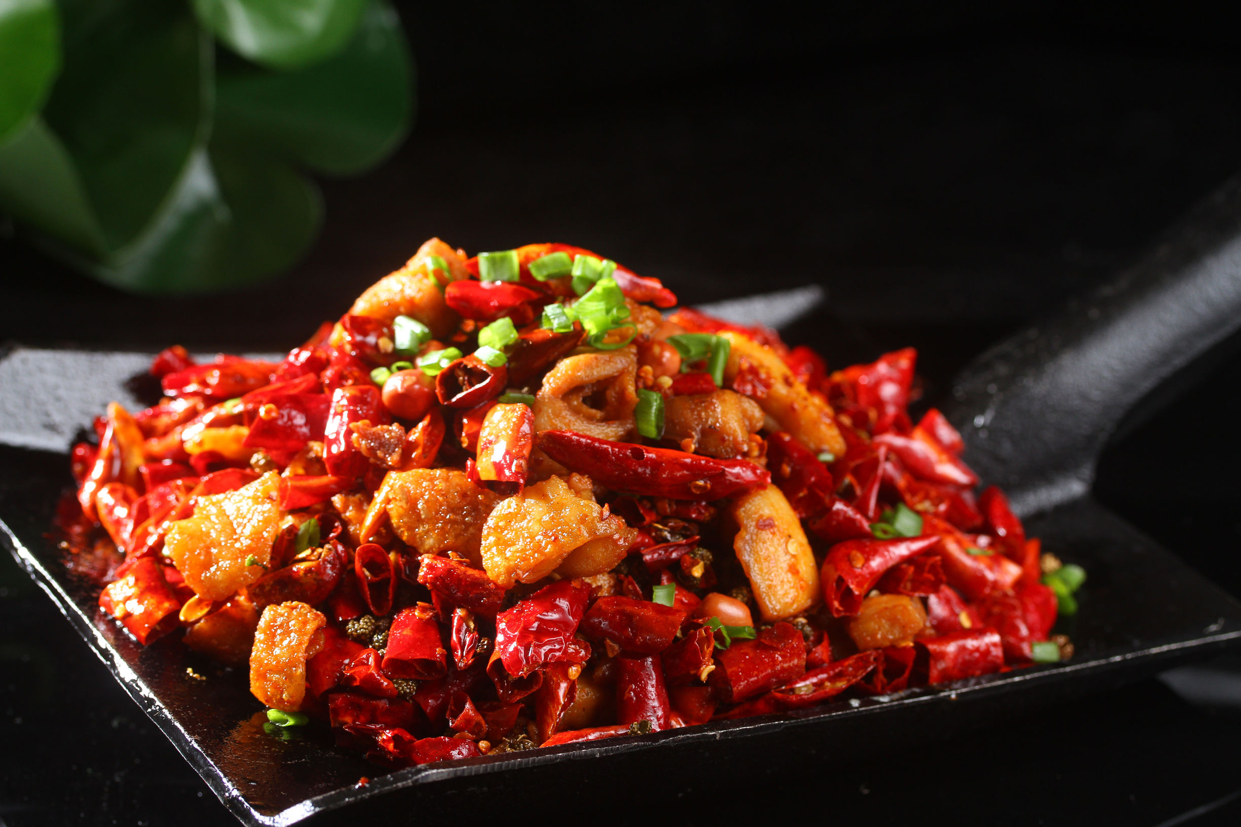 重庆24小时适合喝酒的馆子,重庆适合一个人喝酒的小酒馆