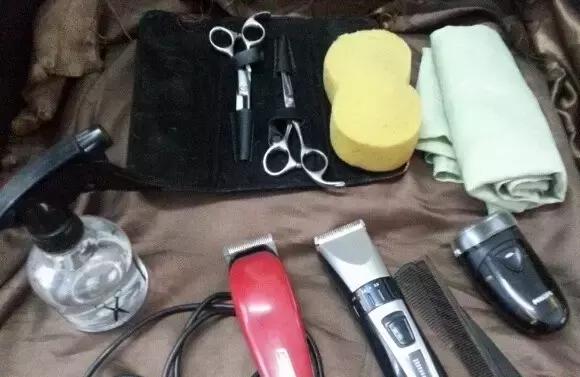 理发小孩哭的上不来气,为什么宝宝理发会哭