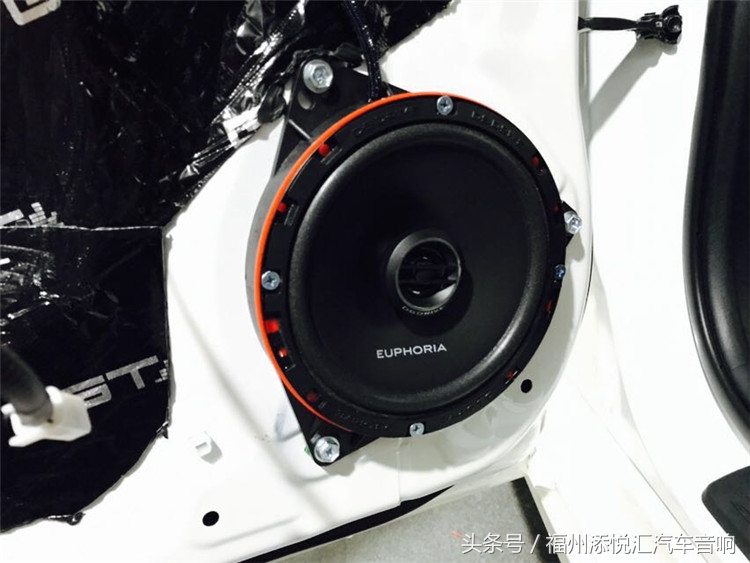 汽车备胎音响改装效果,汽车音响备胎炮效果