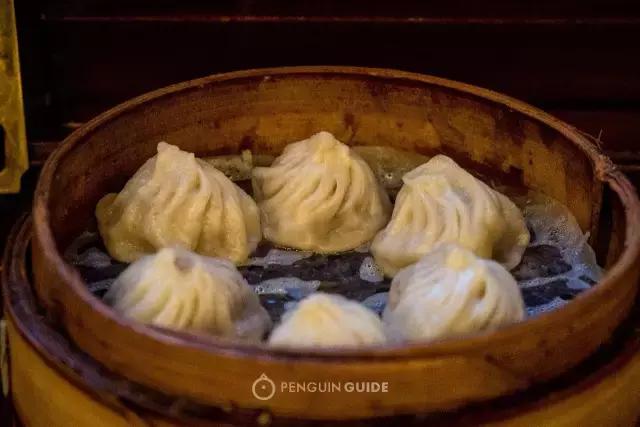 走街串巷的小笼包 (走街串巷杭州小笼包)