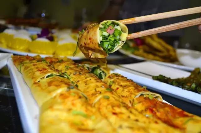 大连黑帮大哥招小弟，烤串江湖够狠你就来