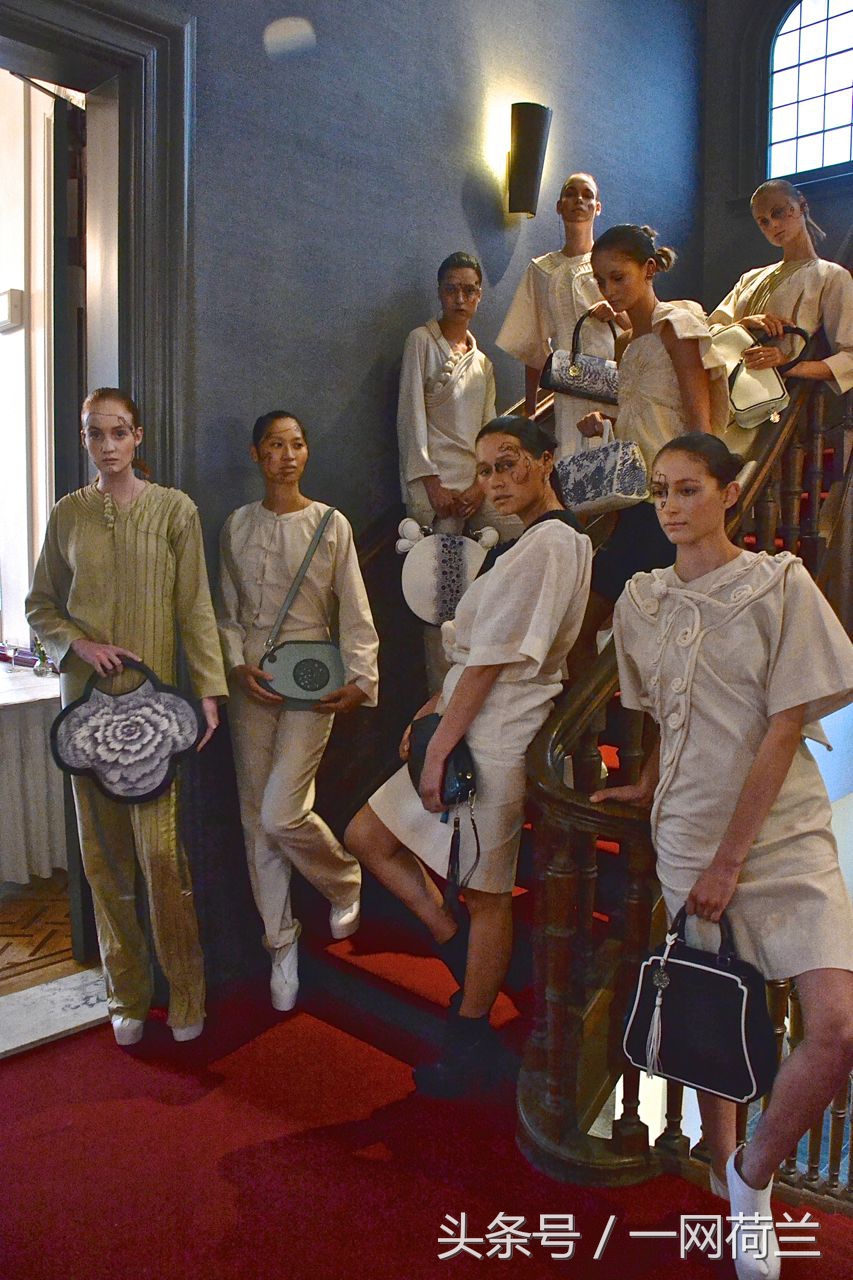 让世界发现中国的美卢浮宫,让世界看到中国的美中国服饰