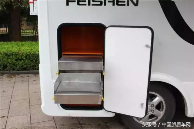 飞神双拓展自动挡c型房车蓝牌,大通房车c型房车价目表