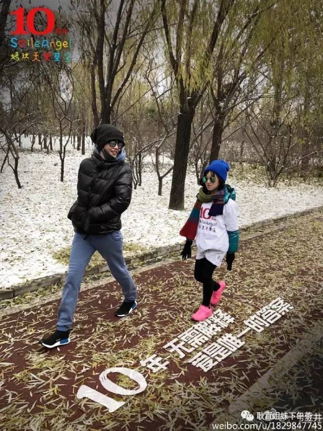 李嫣Style!王菲李亚鹏女儿变身超模05后都出来闯天涯了