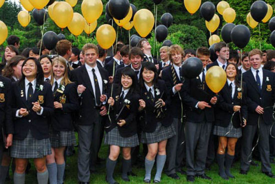 加拿大高中留学的优势与劣势,加拿大高中寄宿制高中推荐