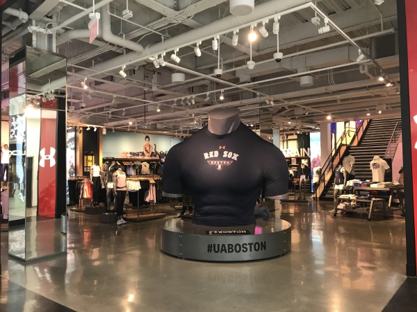 原来你是这样的UnderArmour？浅谈运动品牌小鲜肉——UA！