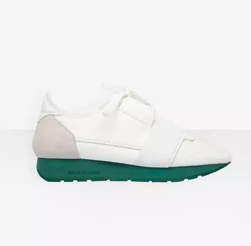 杨幂的最近穿的运动鞋,杨幂穿的薄荷绿运动鞋