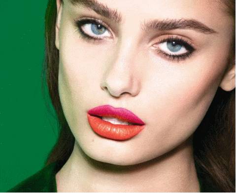 忘掉玻璃唇，现在是彩虹唇的时代了