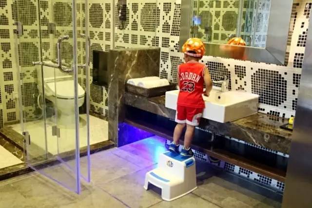 陪伴就是最长情的告白,周末,带儿子到佛山“小台湾”度个假