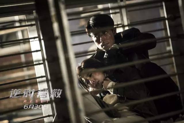 逆时营救三个杨幂是怎么回事,讲解科幻片逆时营救