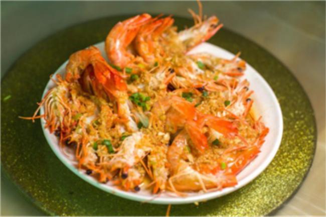 鍠滀箰瀹舵棌,鍠滀箰瀹舵棌鎴愬憳