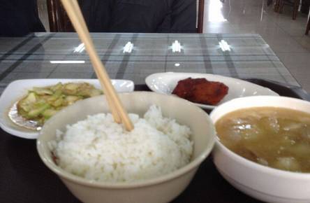 小时候老一辈人说的禁忌,小时候的风俗和禁忌