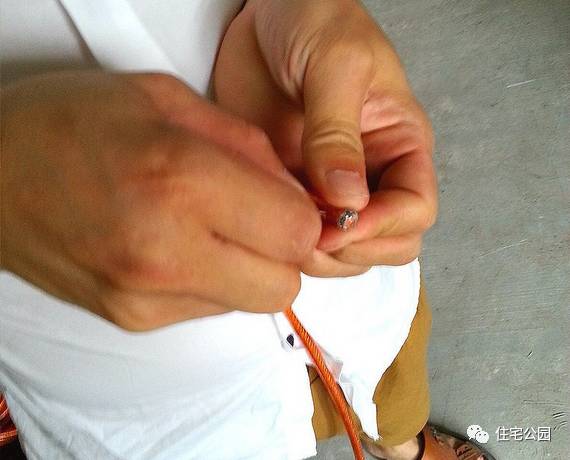 朋友新房装修一卷网线2500，被我嘲笑浪费钱！看完他家装修原来真正浪费钱的是我