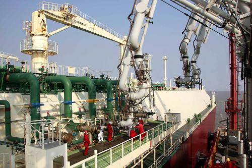 日本急了不惜血本，10多亿大舰一口气要四艘，为了拿到中国先进军备，日本拼了