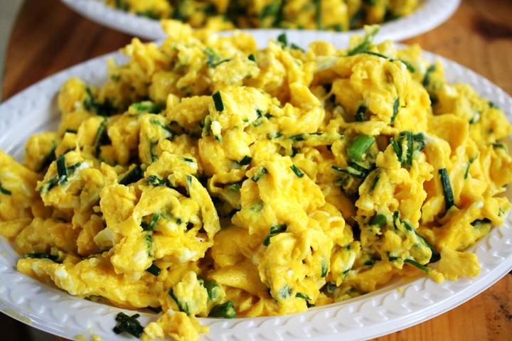 游机鸡是什么东西?吸引一群厨王跑到南宁农村吃