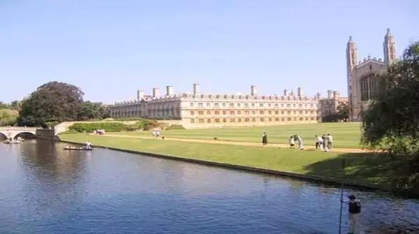 百年校训厚德载物完整视频,百年名校校训