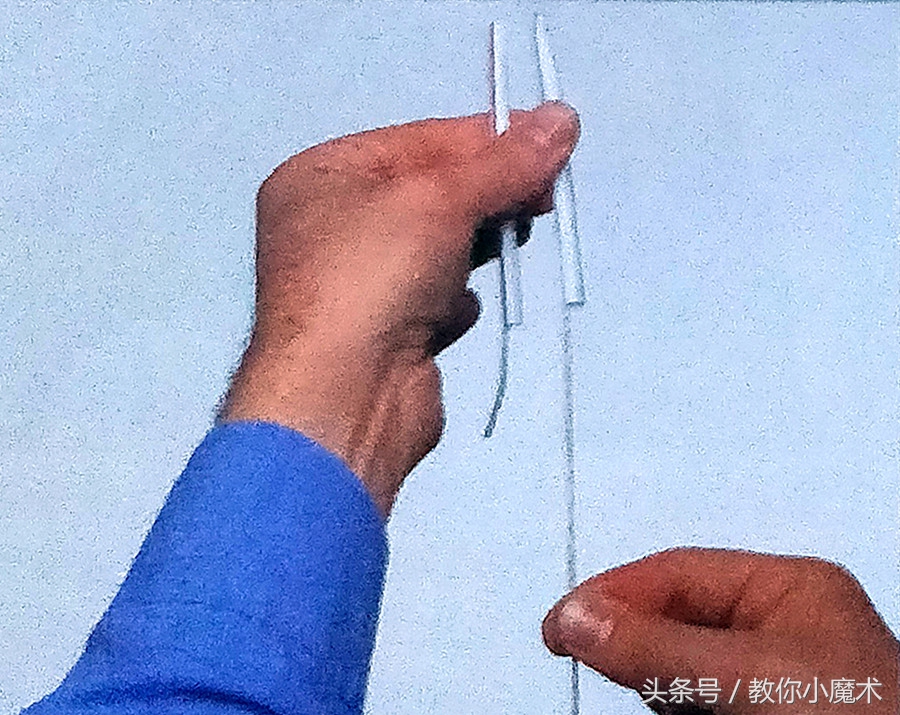 小魔术绳子剪断再还原,剪断的绳子如何复原魔术教程