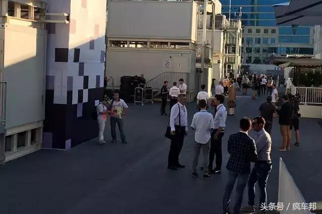 巴库,让我为之疯狂,歇斯底里