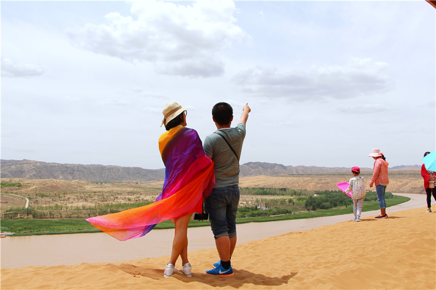 宁夏沙坡头旅游视频,宁夏中卫沙坡头旅游攻略