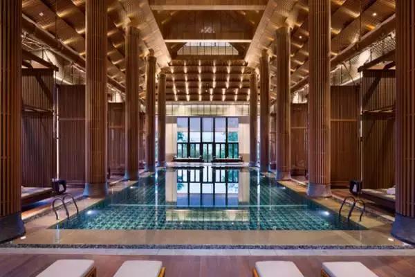 何必去马代,宁波这些美到窒息の无边泳池,就能让你一秒入海,即刻度假