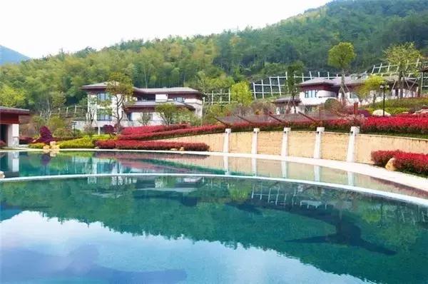 何必去马代,宁波这些美到窒息の无边泳池,就能让你一秒入海,即刻度假