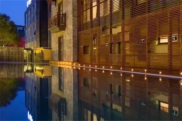 何必去马代,宁波这些美到窒息の无边泳池,就能让你一秒入海,即刻度假