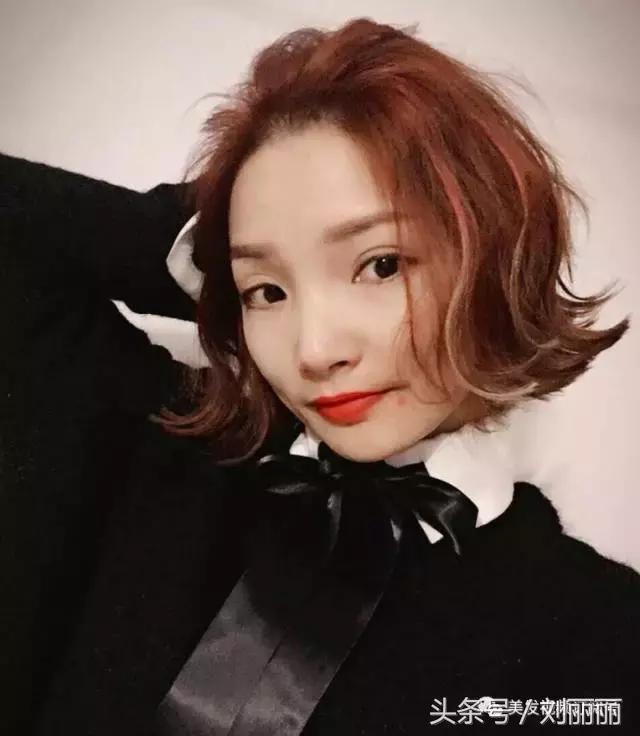 今年流行的发型中发,今年流行新式发型