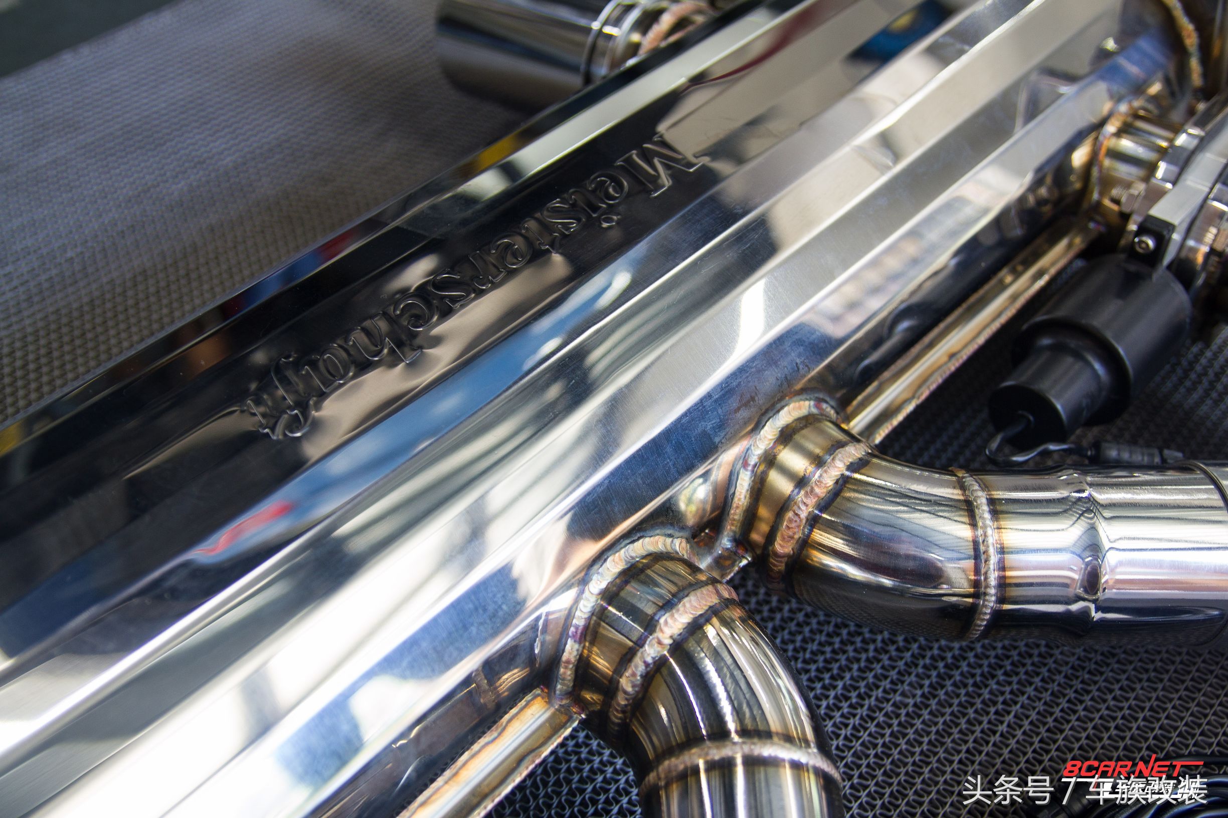 宝马m4雷霆版中出排气,宝马m4中间四出排气