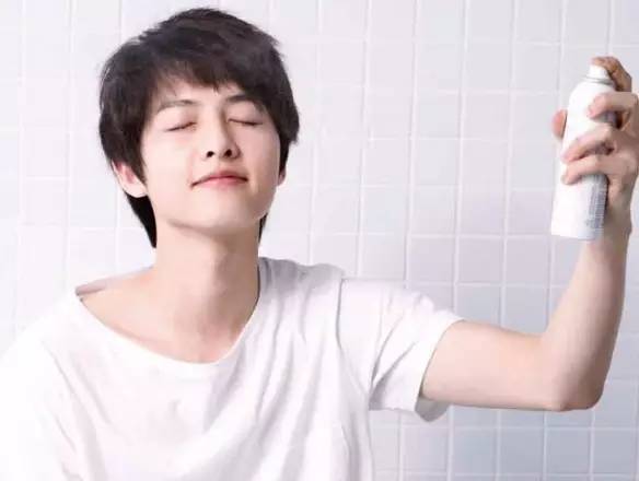 双宋cp宣布婚讯动图,双宋cp为什么离婚那么快