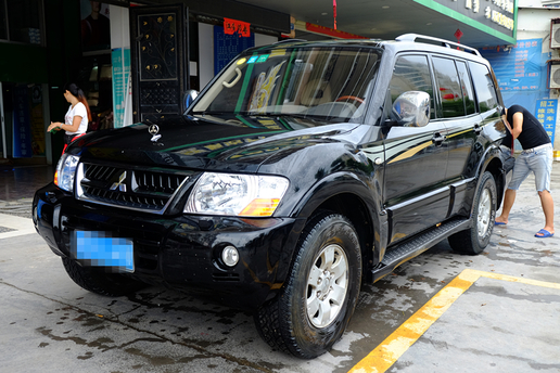 超过十年的帕杰罗老车值得入手吗,13年老款帕杰罗