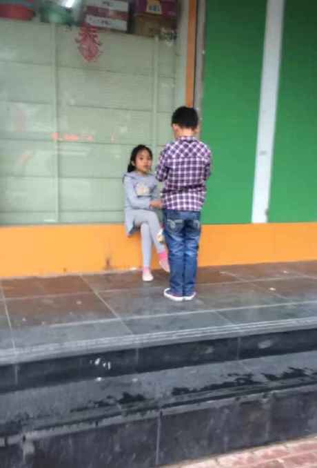 女生一定要保养自己身材和皮肤,女朋友的皮肤很差怎么办