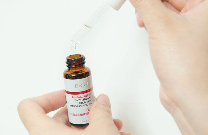 如何去黑头收缩毛孔最简单小方法,如何有效去黑头收缩毛孔小妙招