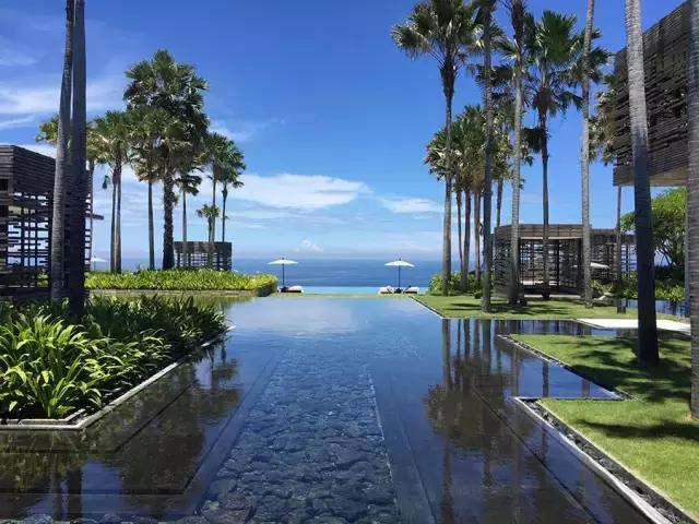 出境游哪种地方最值得去,出境游哪里好玩又便宜