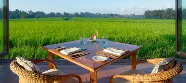 出境游哪种地方最值得去,出境游哪里好玩又便宜