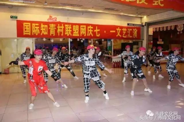 人老心不老的旗袍阿姨走秀,辣妈人老心不老原版