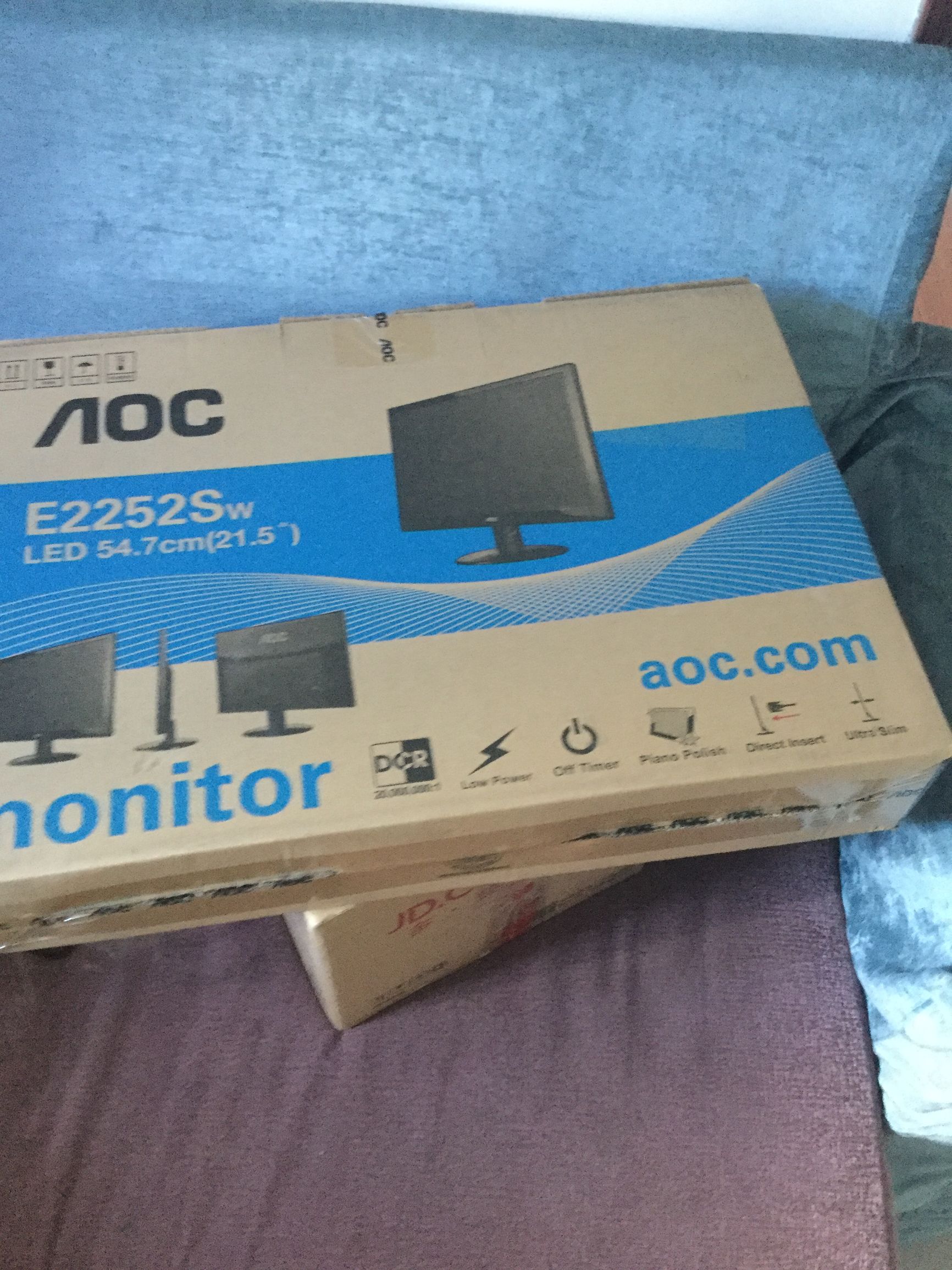 自己买配件找人组装电脑多少钱,自己组装电脑时需要购买哪些配件