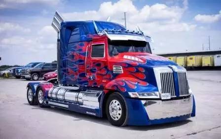 变形金刚5大黄蜂跑车车型,福特变形金刚5