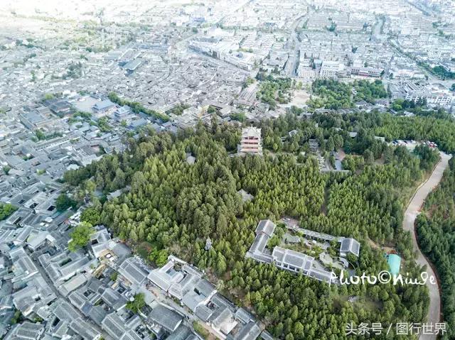 去丽江住客栈好还是住民宿,去丽江客栈还是酒店