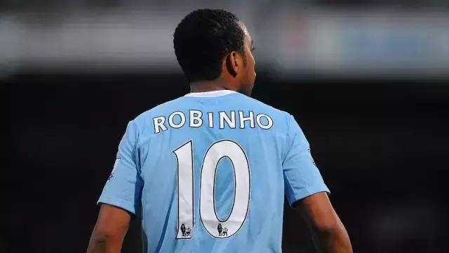 曼城巴洛特利阵容,特维斯时期曼城阵容