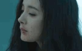 是这届观众不行了吗？杨幂、霍建华主演的《逆时营救》在国内被喷，到国外反吃香了？