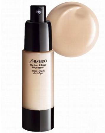 patmcgrathlabs贵妇粉底液,性价比高的粉底液国货