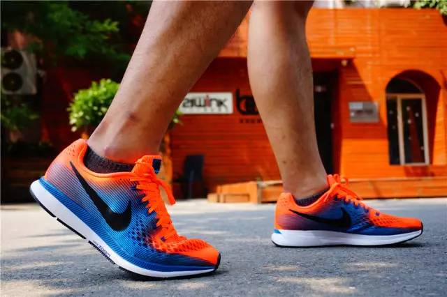 跑鞋测评nikezoompegasus37,耐克飞马34跑鞋讲解