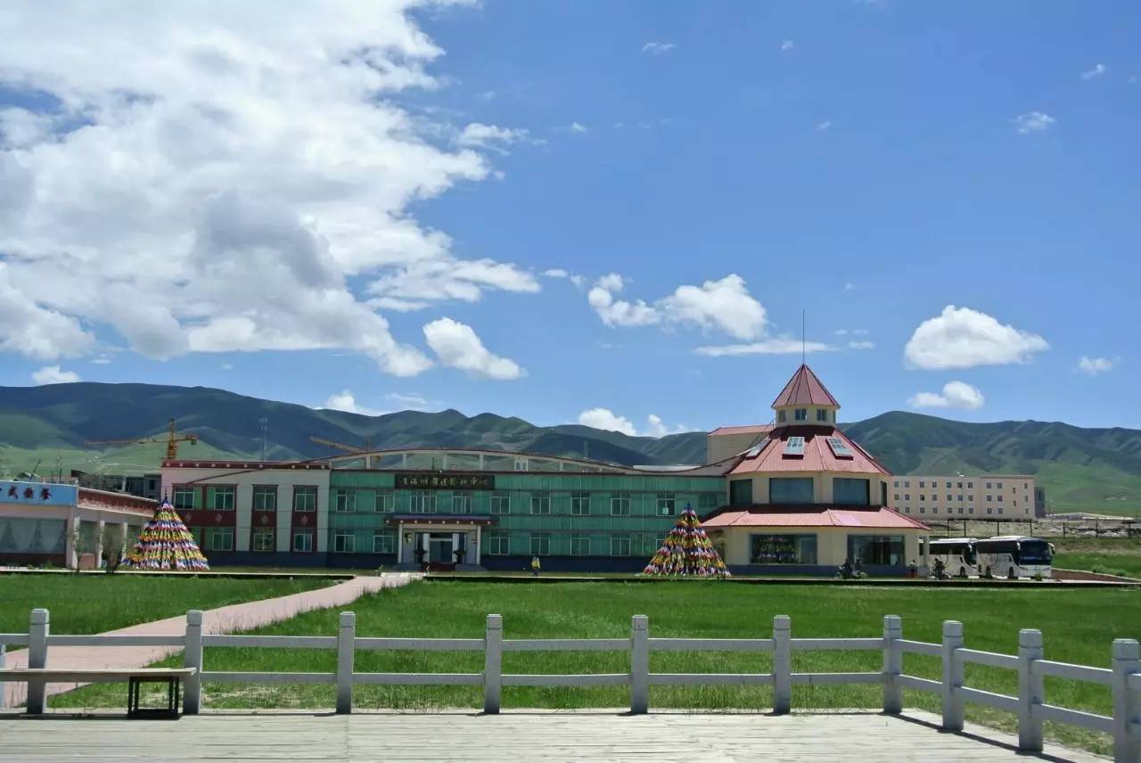 环青海湖大环线自驾游全攻略,青海湖环湖自驾哪里离青海湖最近