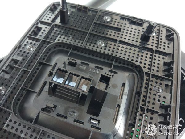 领势linksys路由器wrt32xac3200m,领势linksysmr9000x-ac3000m评测