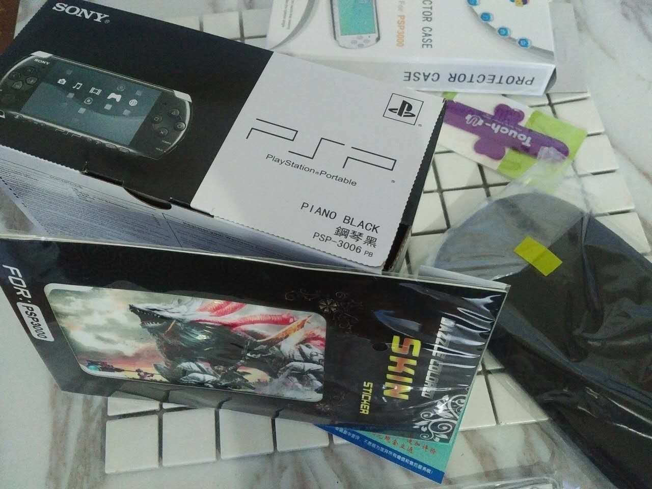 宅文化之我终于愿了儿时的一个愿望，开机PSP3000之土豪版64G内存