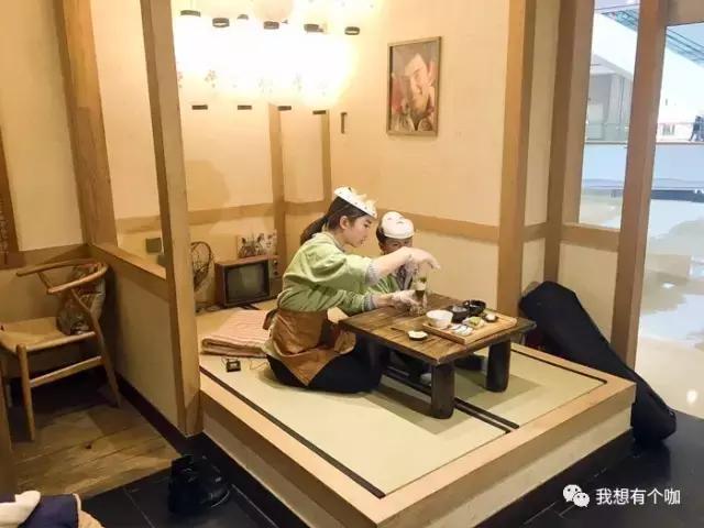 90后男生创业甜品店,2年打造为重庆美女最爱晒朋友圈的聚会场所,电影明星和日本人来偷偷品尝